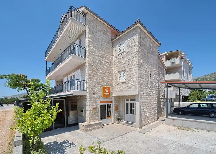 Apartman Nina *
